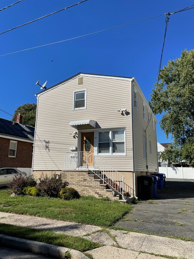 Front Exterior - 72 Spring St