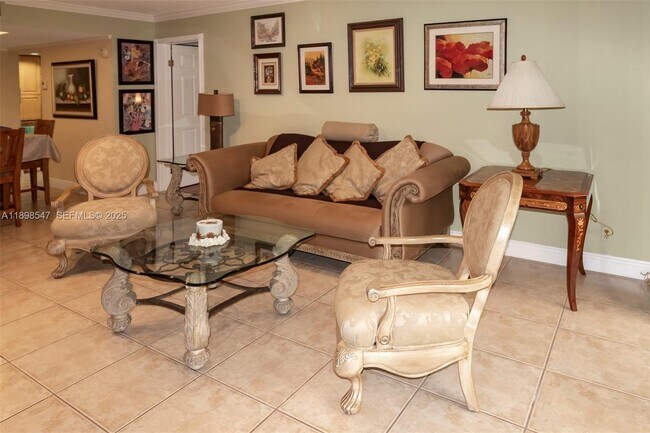 Foto del edificio - 16200 Golf Club Rd