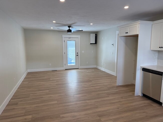 Foto del edificio - 480 Wareham St