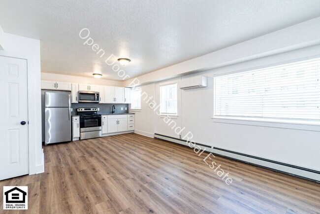 Foto del edificio - 1823 Griswold Dr
