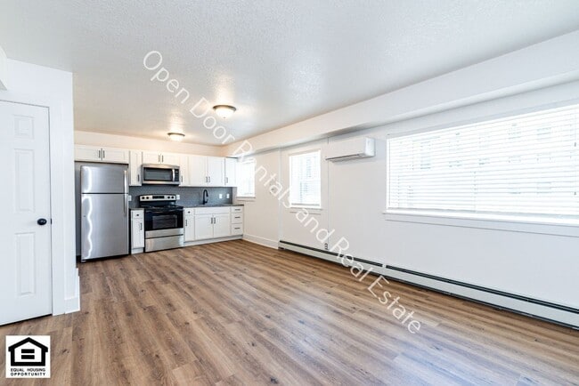 Building Photo - 1823 Griswold Dr
