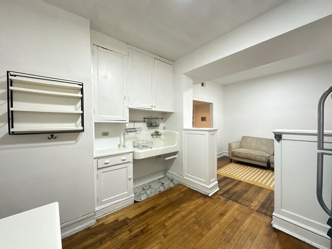Building Photo - 2021 N Humboldt Blvd