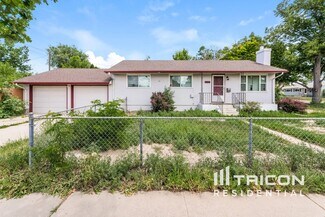 Building Photo - 1231 Bennett Ave