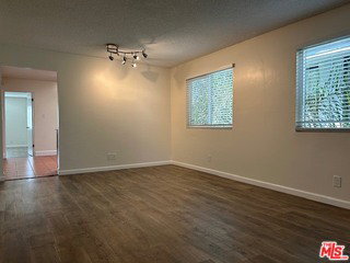 Foto del edificio - 36 Brooks Ave