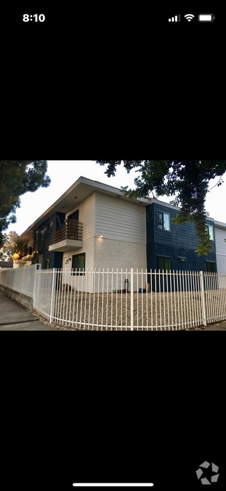 Building Photo - 5500 Vesper Ave
