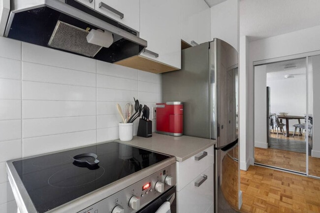 Building Photo - 1190 10th Avenue Bikeway