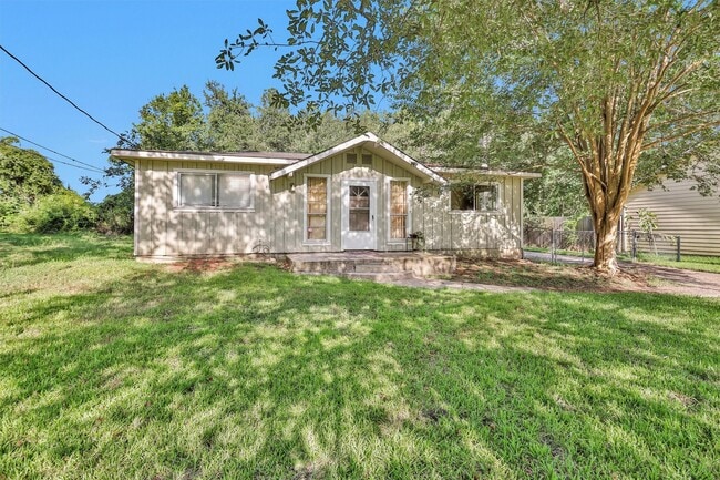 Building Photo - 4967 Lazy Ln