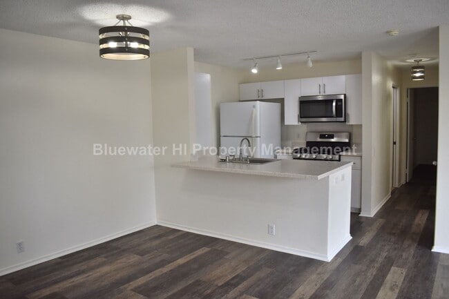 Foto del edificio - Desirable 2/2/2 Sun Rise Townhome (Ewa Beach)