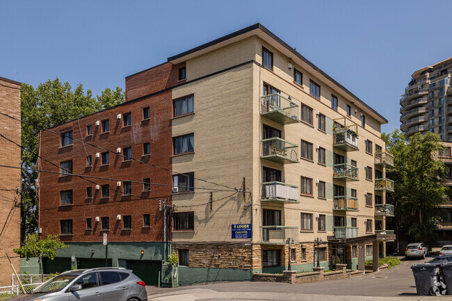 Building Photo - 2715 Pl De Darlington