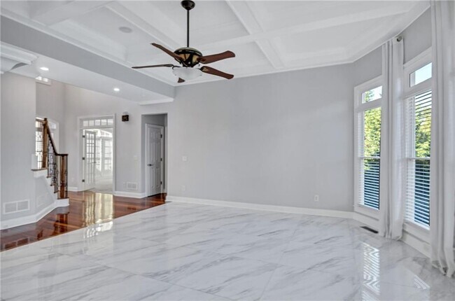 Foto del edificio - 476 Wallis Farm Way NW