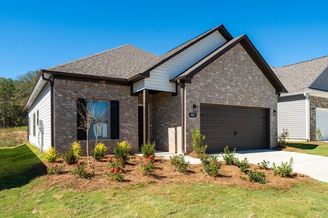 Foto del edificio - Move-In Ready 4 Bed, 2 Bath – Modern Upgrades & Appliances Included!