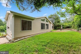 Building Photo - 7029 Old Dominion Dr