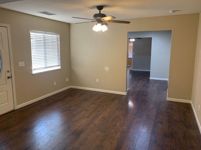 Foto del edificio - Remodeled 2 Bedroom 2 Bath in Great Location!