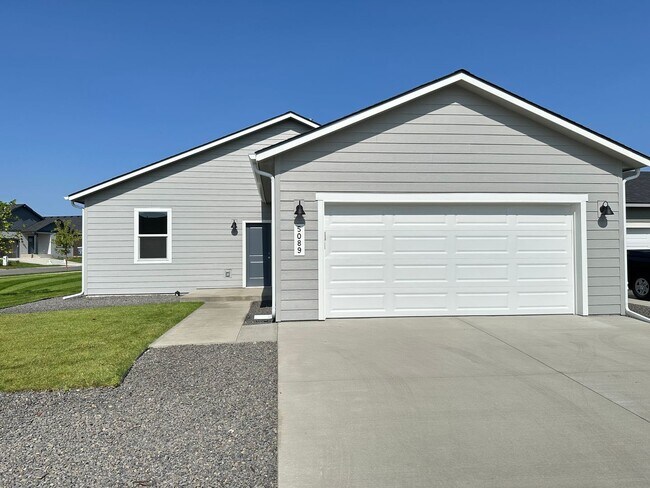 Foto del edificio - Brand New Foxtail Rancher