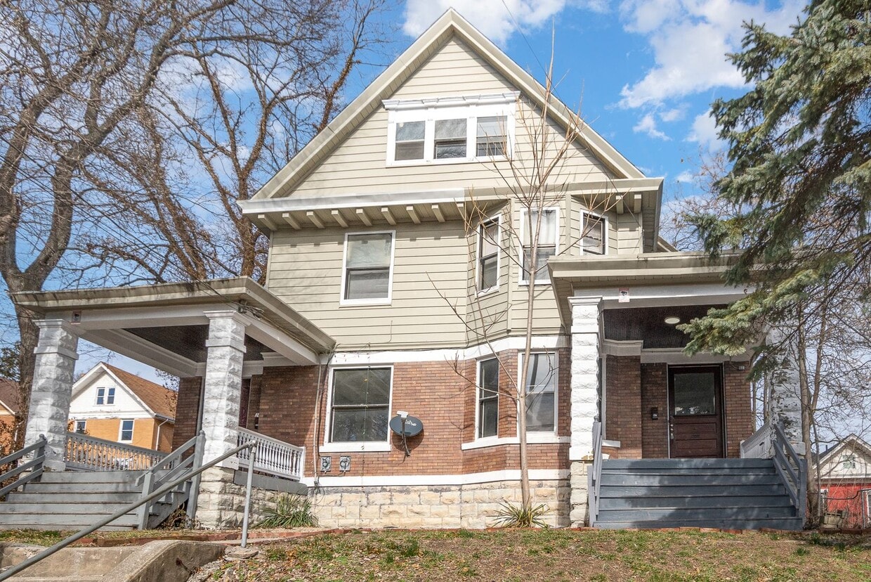 Photo - 268 Helen St