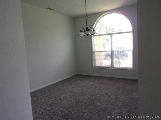 Foto del edificio - 1225 SW Milan Ln