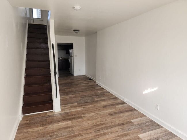 Building Photo - 203 Porter St