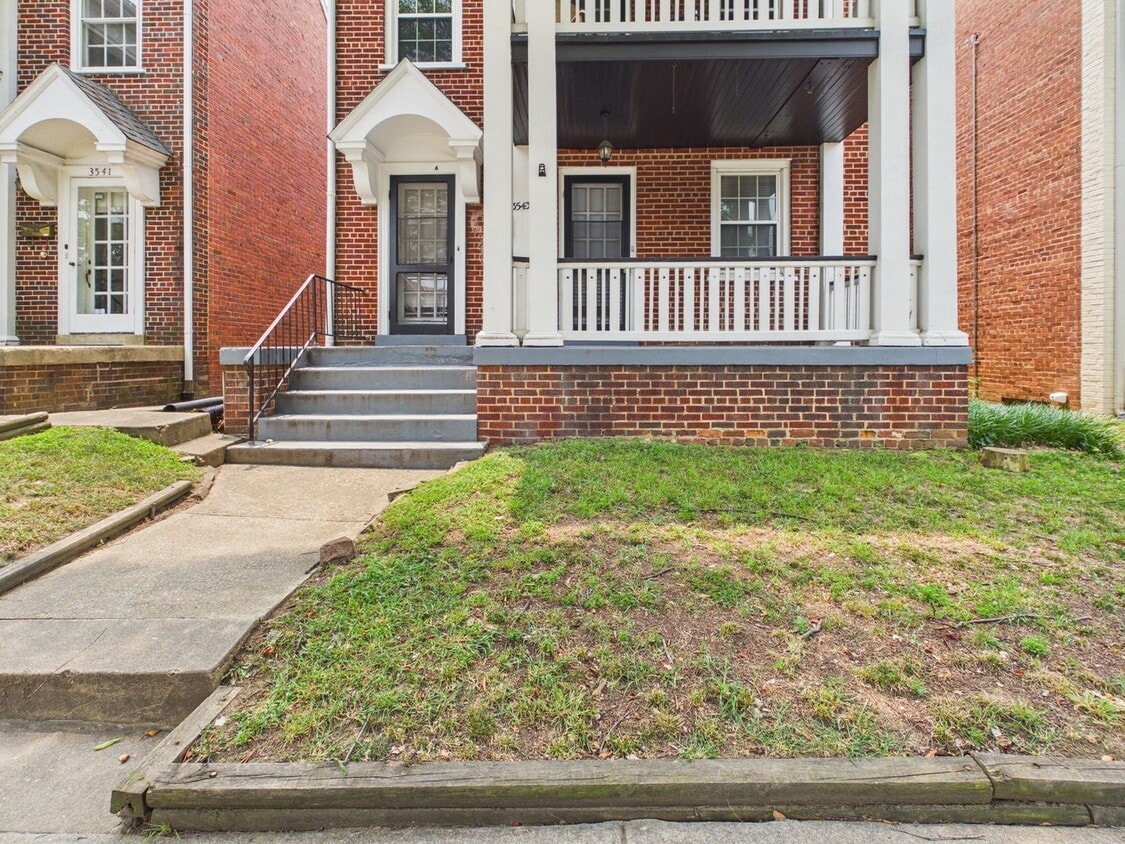 Photo - 3543 Grove Avenue