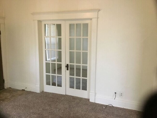 Foto del edificio - 2 Bed/1 Bath Single Family Home in Downtow...