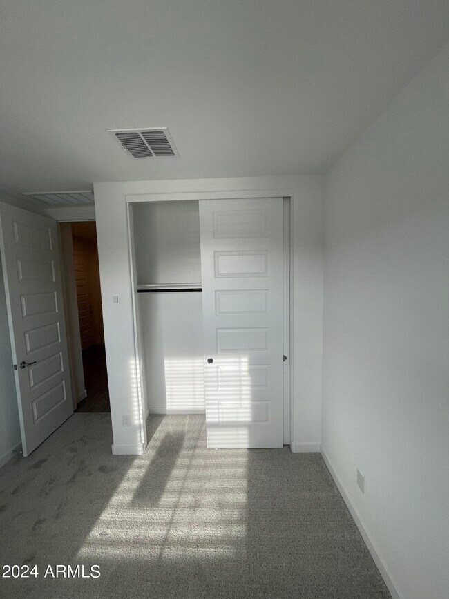 Foto del edificio - 24604 N 170th Dr