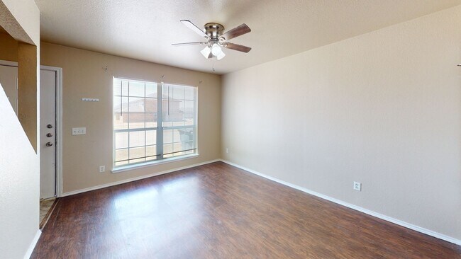 Building Photo - 4302 Jeff Scott Dr