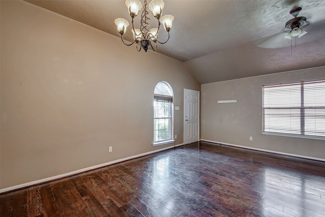 Building Photo - 3906 Portman Glen Ln