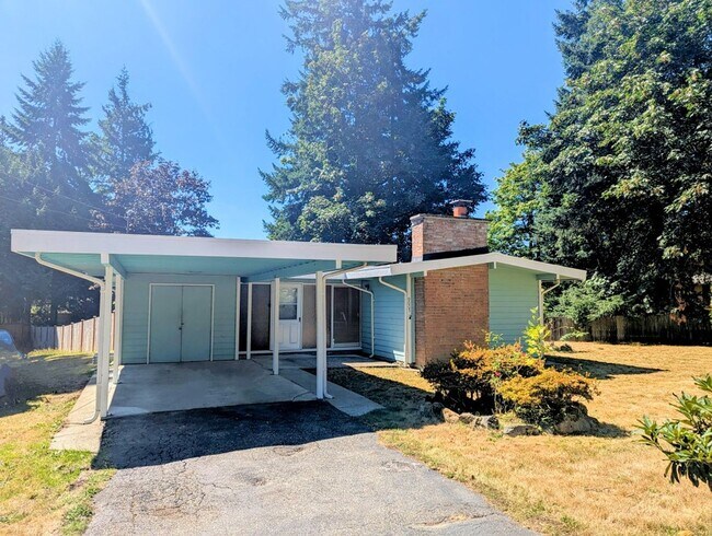 Building Photo - 3Bd/1.5Ba Kenmore House