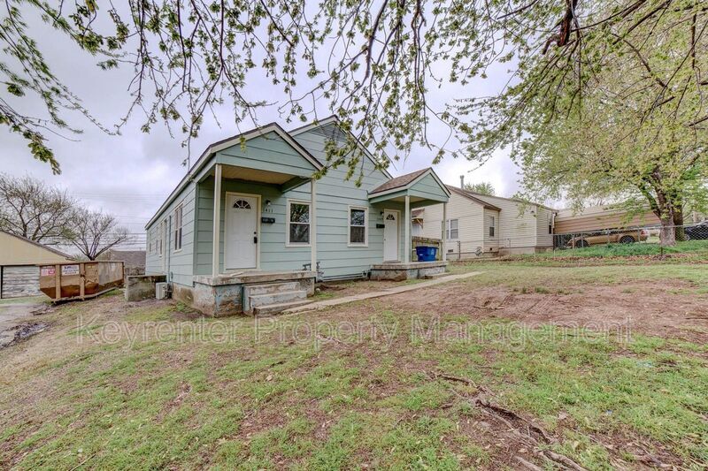 Primary Photo - 1419 N Winston Ave