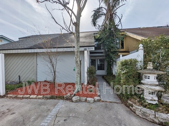 Building Photo - 8324 Century Point Dr N