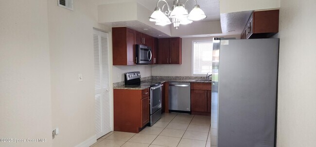 Building Photo - 104 Preston Ln