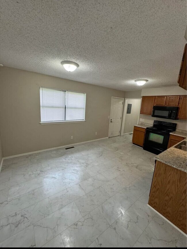 Foto del edificio - Move in Ready