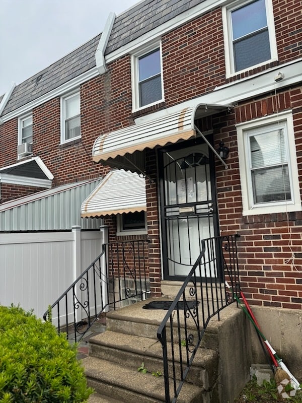 Building Photo - 7011 Stenton Ave