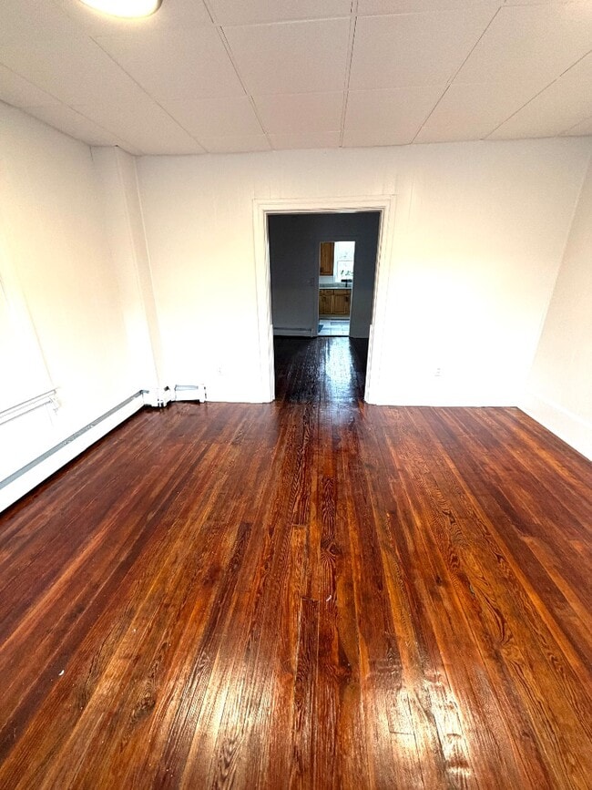 Foto del edificio - 607 Salem Ave