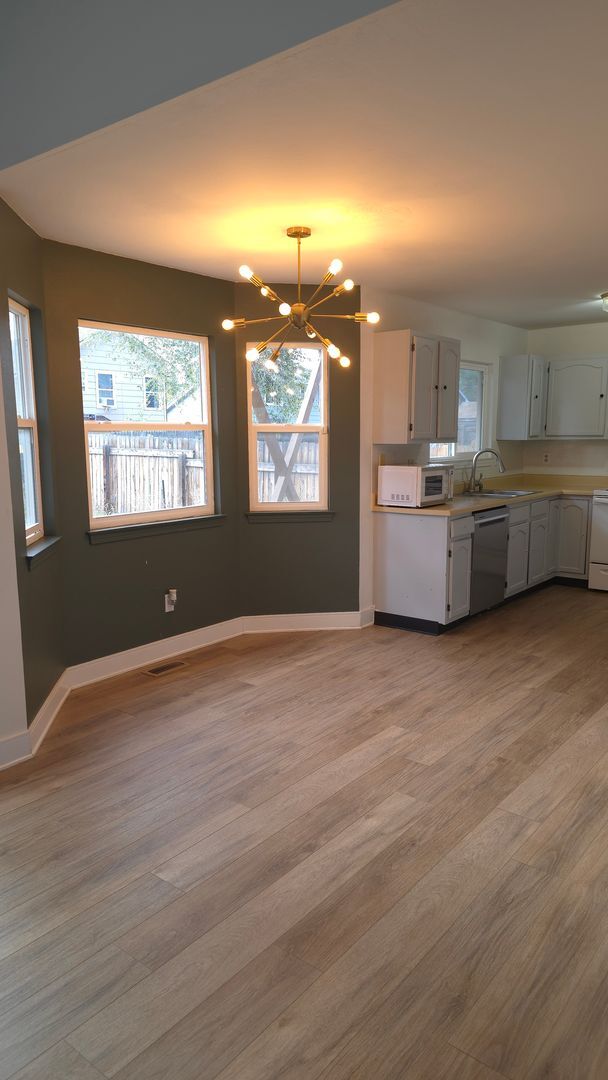 Foto del edificio - Tri-level home near Ft. Carson!!!