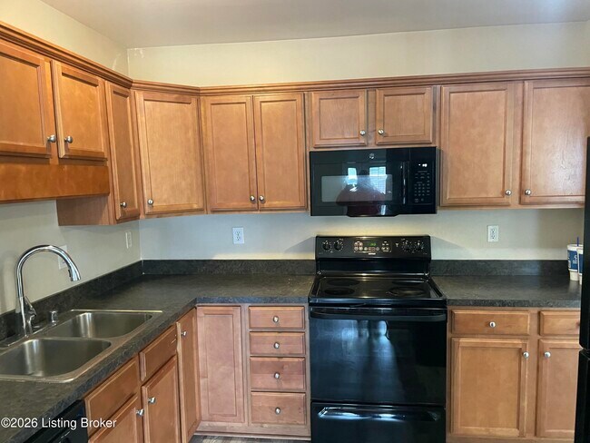 Foto del edificio - 8832 Moody Rd