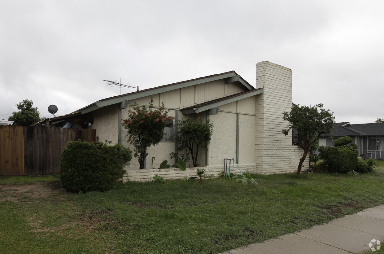Foto del edificio - 3054 W Coolidge Ave