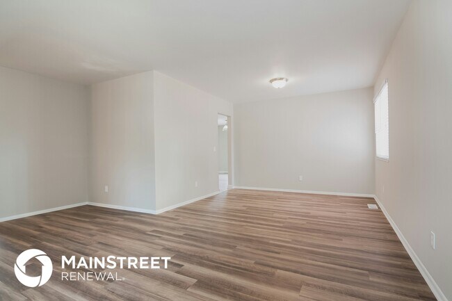 Building Photo - 2050 N Downs Dr