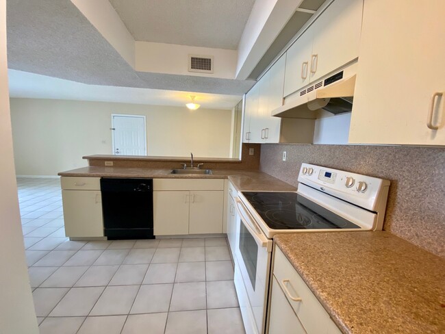 Building Photo - 8600 SW 212th St
