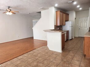 Building Photo - 11509 Hackmatack Way