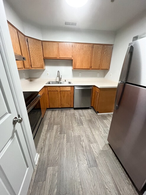 Building Photo - Ridge View Apartments