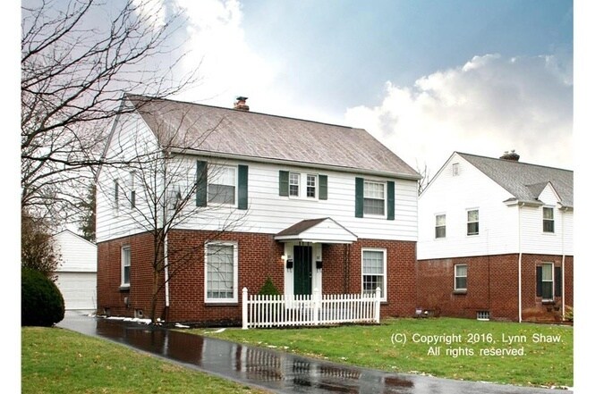 Primary Photo - 87 N Pershing Ave