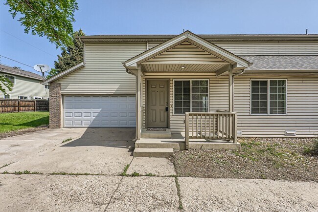 Foto del edificio - Newly remodeled 3 bedroom duplex in Arvada