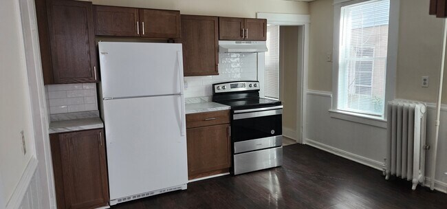 Foto del edificio - 2583 Main St