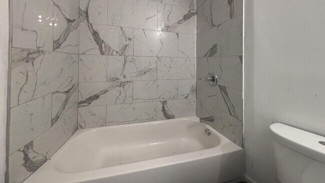 Foto del edificio - 1641 S 53rd St