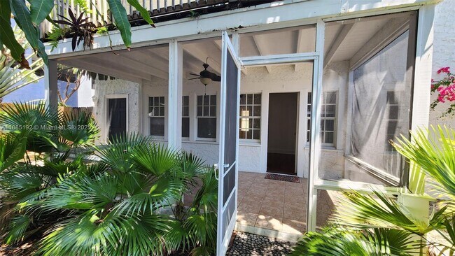 Foto del edificio - 315 Eucalyptus St