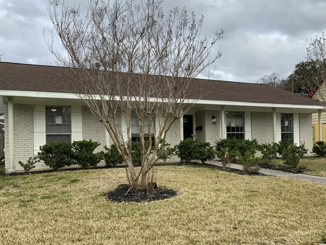 Primary Photo - 11115 Sagepark Lane