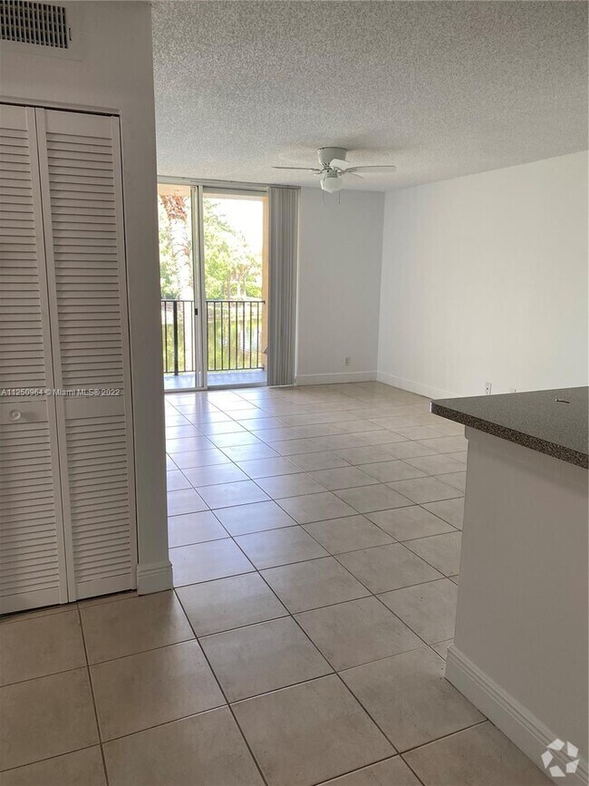 Bridgewater at Plantation Apartments for Rent with Parking Plantation