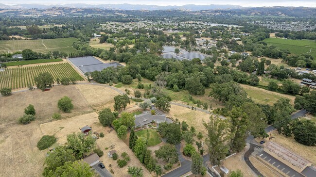 Building Photo - 7705 Starr Rd