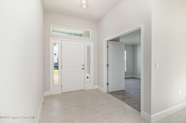 Foto del edificio - 2482 Carrick St