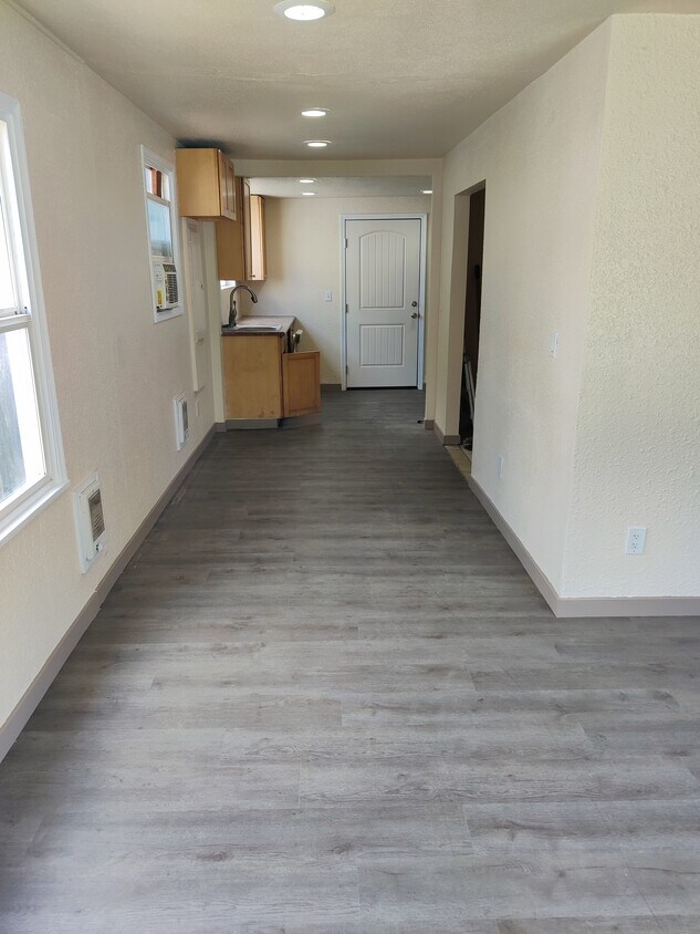 Foto principal - 316 127th St S